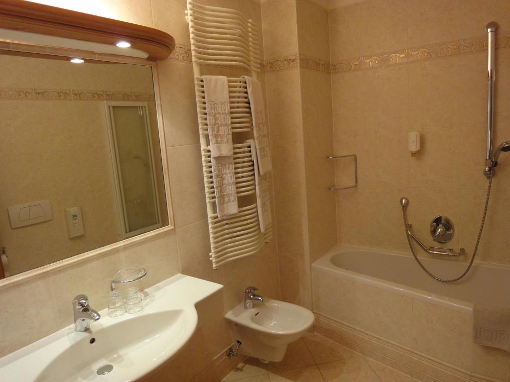 Hotel Zum Wolf Castelrotto Phòng bức ảnh